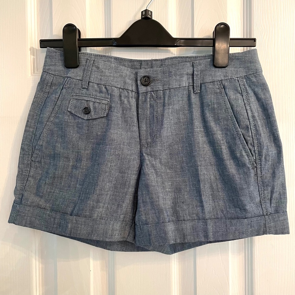 Banana Republic Chambray 100% cotton shorts blue NWT 28 inch waist 0P
